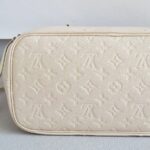 LV M46676 Neverfull MM Cream Empreinte Leather and Gold Hardware #RORE-1 - Image 10