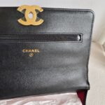 Chanel 19 WOC Wallet On Chain Black Lambskin with Gold/Ruthenium Hardware #GUUKS-1 - Image 17