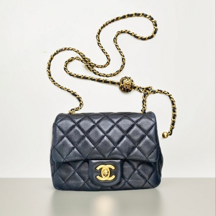 Chanel Pearl Crush Mini Square Flap Black Lambskin with Gold Hardware #GUUYR-1