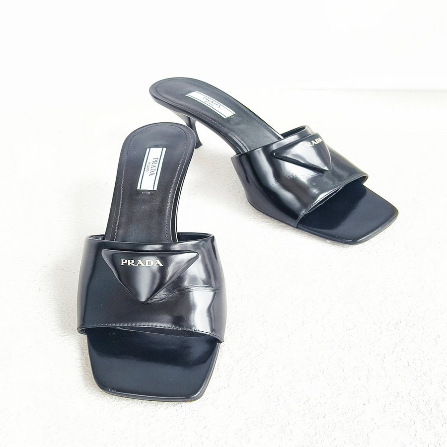 Prada Sandal Black Leather with Silver Hardware #GUUCC-2