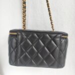 Chanel Vanity Case Pearl Crush Black Lambskin with Gold Hardware #GUUYR-3 - Image 4