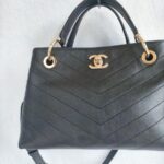 Chanel Chervon Chic Shopping Bag Black Leather with Gold Hardware #RRUS-2 - Image 3
