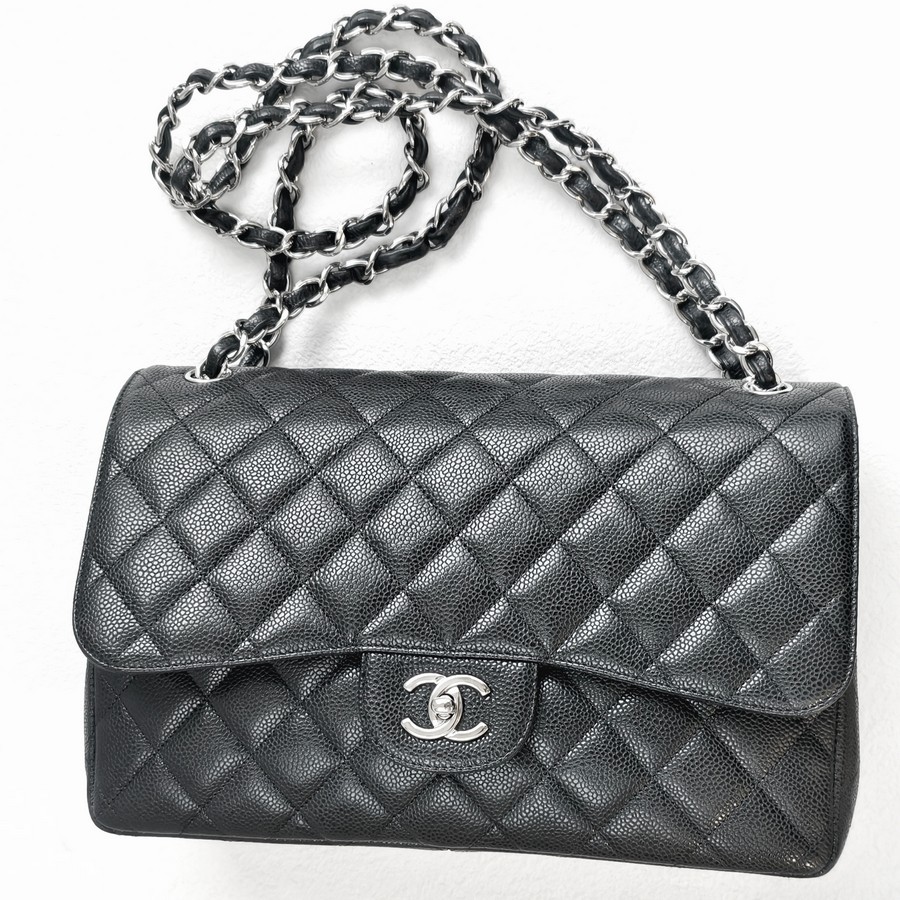 Chanel Classic Jumbo Double Flap Bag Black Grained Calfskin with Silver Hardware #GUUSR-1