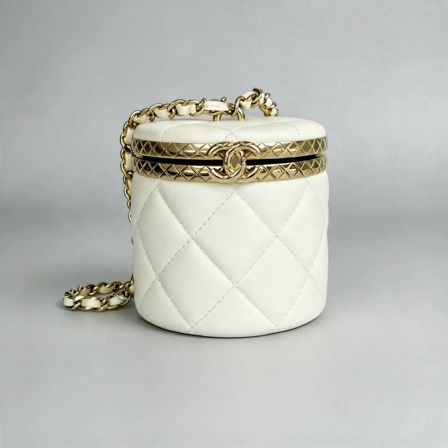 Chanel Lock Frame Round Vanity Case with Chain and Gold Hardware #GUURT-5