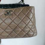 Chanel Portobello Top Handle Brown Aged Calfskin with Ruthenium Hardware #GUUOY-1 - Image 4