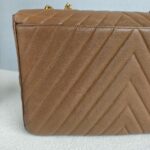 Chanel Vintage Maxi Jumbo Brown Grained Calfskin with Gold Hardware #GUURS-2 - Image 5