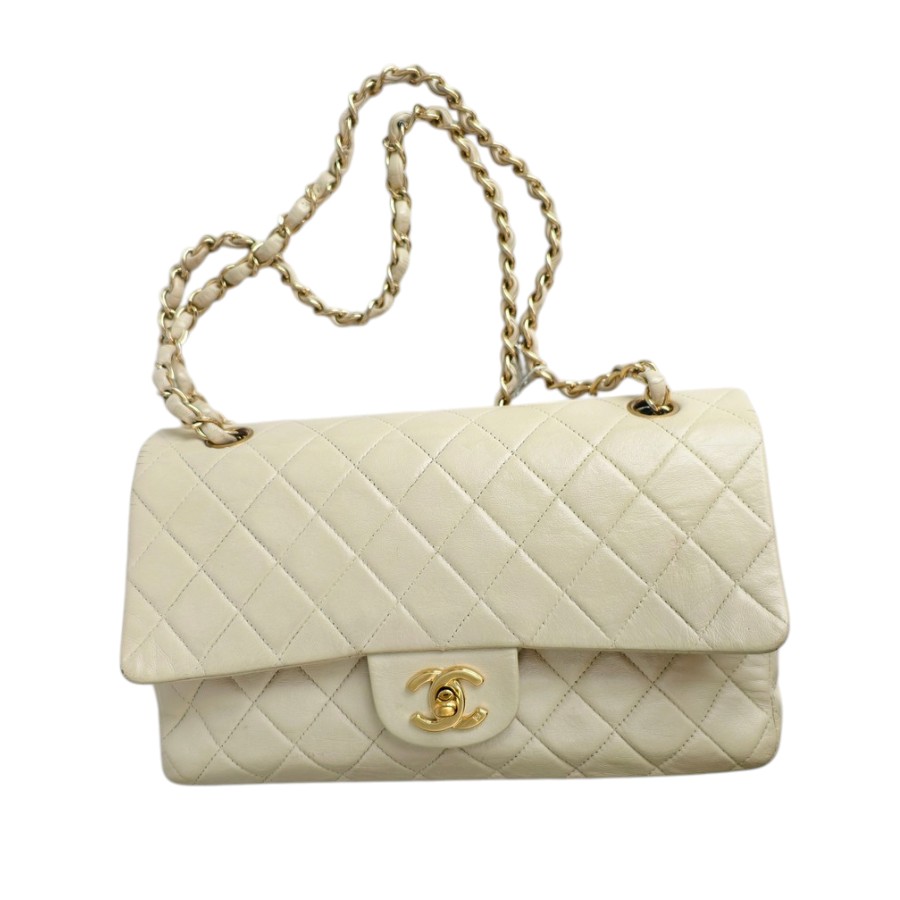 Chanel Vintage Medium Double Flap Bag Beige Lambskin with Gold Hardware #GUCEU-1